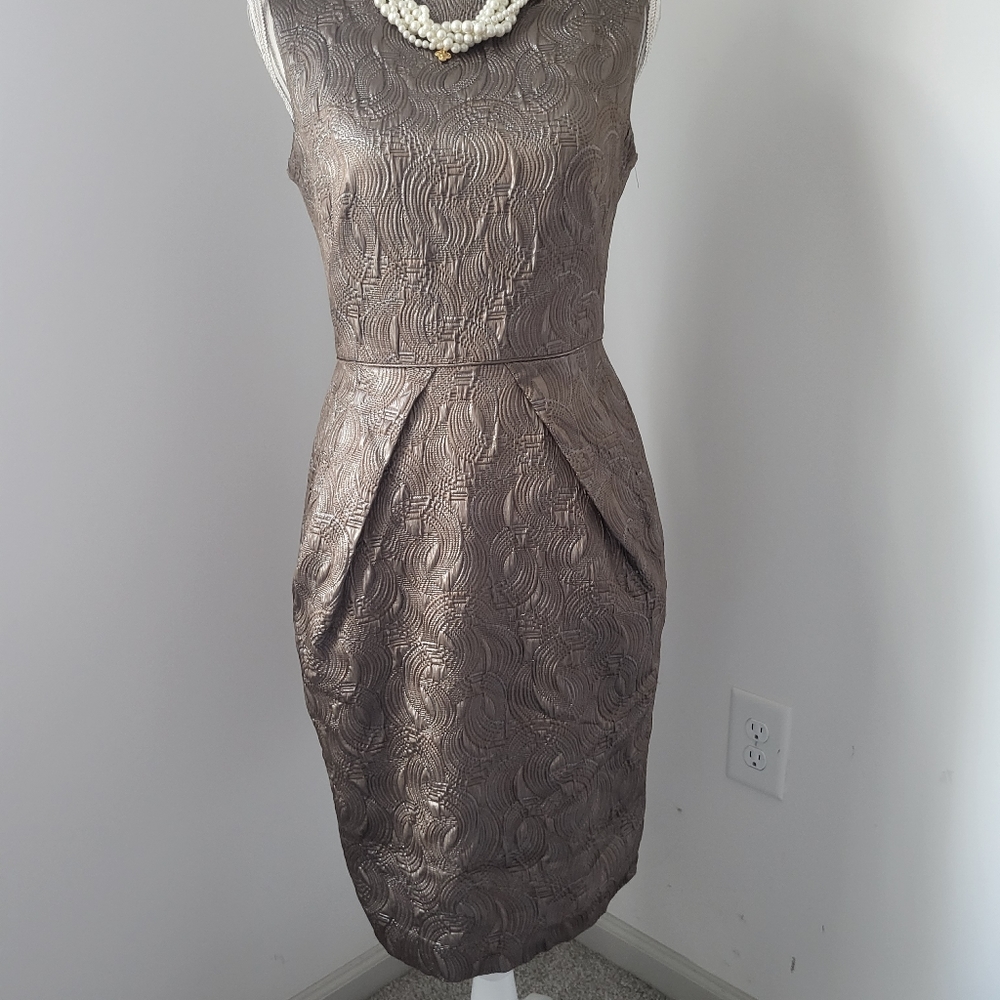NWT Banana Republic metallic brown,  textured, sleeveless dress, Size 4